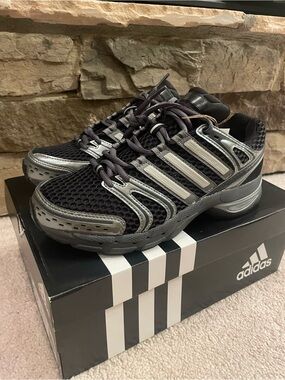 NEW Adidas ADISTAR CONTROL 5 Running Shoes Women’s sz 8.5